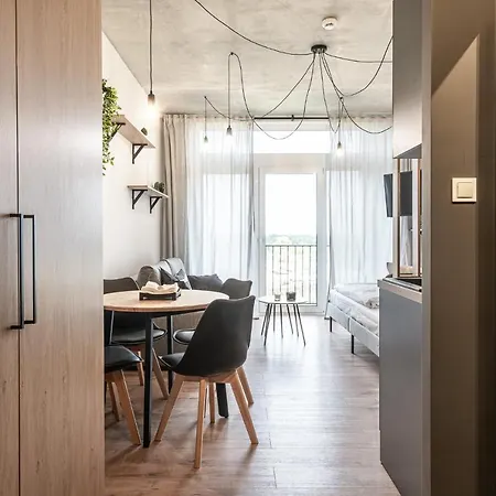 Apartment Przy Lotnisku *