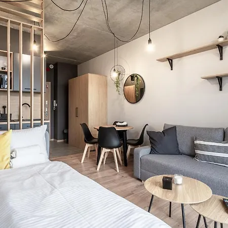 Przy Lotnisku Apartment
