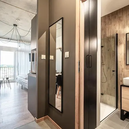 Apartment Przy Lotnisku *
